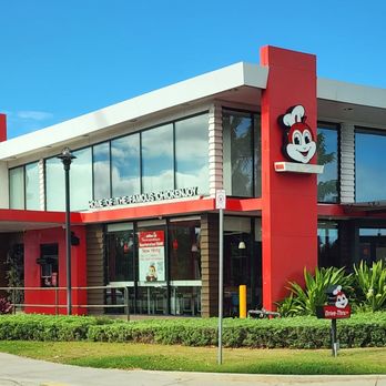 Jollibee - Outside Front - Chicken Shop Near Me - Kapolei, Hawaii Jollibee - Outside Front - Chicken Shop Near Me - Kapolei, Hawaii
