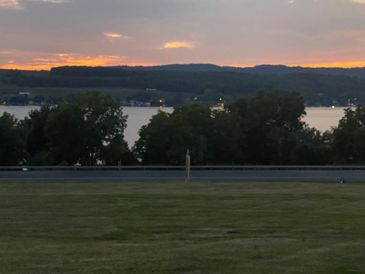 Rooster Hill Vineyards by null