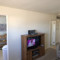 Do It All Handyman Services - Fresh paint