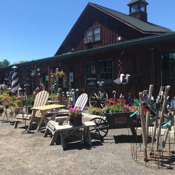 Brightly's Farm Market - Store front - Farmers Market Near Me - Hamlin, New York