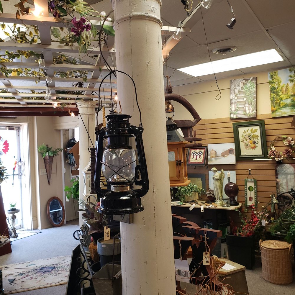 GREENTREE Updated October 2024 330 E 4th St, Huntingburg, Indiana