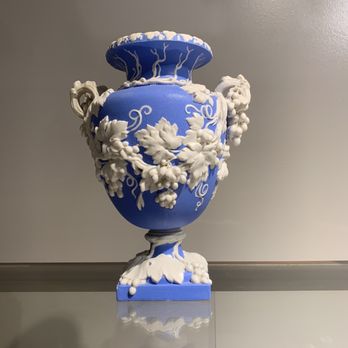 Lightner Museum - Detailed vase - Museums Near Me - Saint Augustine, Florida Lightner Museum - Detailed vase - Museums Near Me - Saint Augustine, Florida