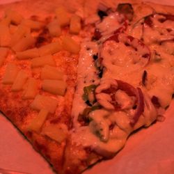 Fellini's Pizza - Pineapple, Veggie