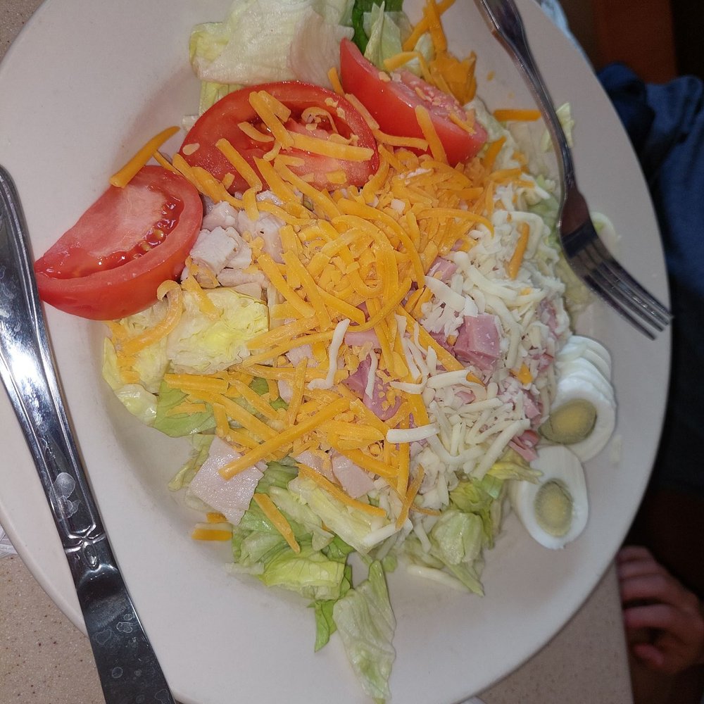 Leo's Coney Island - Chef salad - American Near Me - Birch Run, Michigan