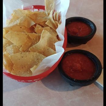 El Tapatio Mexican - Chips and Salsa - Mexican Near Me - Rainbow City, Alabama El Tapatio Mexican - Chips and Salsa - Mexican Near Me - Rainbow City, Alabama