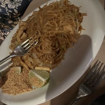 MoCA Asian Bistro - Forest Hills - Lo Mein Beef - Asian Fusion Near Me - Forest Hills, New York MoCA Asian Bistro - Forest Hills - Lo Mein Beef - Asian Fusion Near Me - Forest Hills, New York