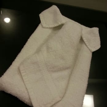 Hotel CURRENT - shirt and tie towels art! - Hotels Near Me - Long Beach, California