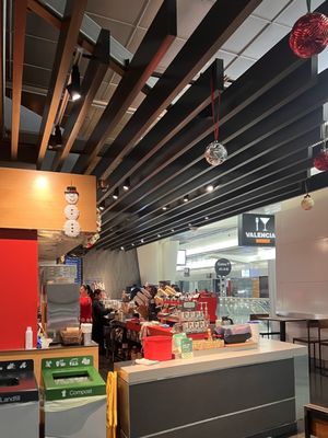 Valencia Street Station by null