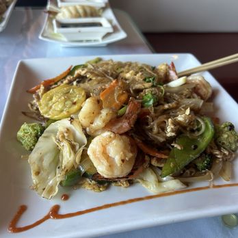Jutamas Thai restaurant Ridgeland - Pad Woon Sen - Chicken and Shrimp Cakes - Thai Near Me - Ridgeland, Mississippi Jutamas Thai restaurant Ridgeland - Pad Woon Sen - Chicken and Shrimp Cakes - Thai Near Me - Ridgeland, Mississippi