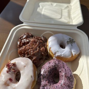 Donut Petit - Apple crumble, lavender donut, rose donut, blueberry donut - Donuts Near Me - Alameda, California Donut Petit - Apple crumble, lavender donut, rose donut, blueberry donut - Donuts Near Me - Alameda, California