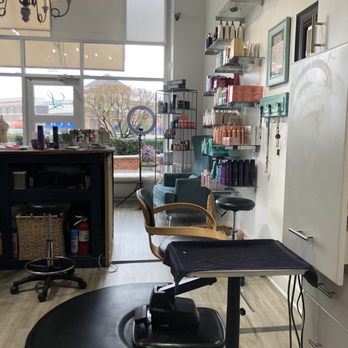 Salon L - Work station - Hair Salons Near Me - Little Rock, Arkansas Salon L - Work station - Hair Salons Near Me - Little Rock, Arkansas