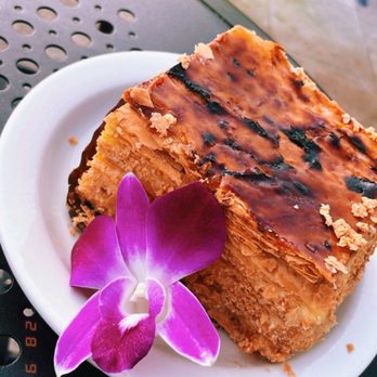 Urth Caffe - Urth Napoleon - Coffee & Tea Near Me - Laguna Beach, California