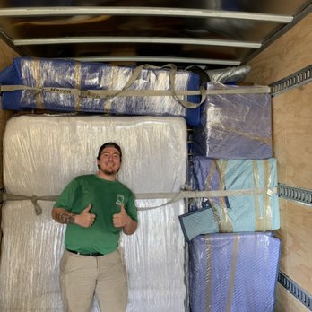 Square Cow Movers - Houston - Proper protection and loading skills - Movers Near Me - Houston, Texas Square Cow Movers - Houston - Proper protection and loading skills - Movers Near Me - Houston, Texas