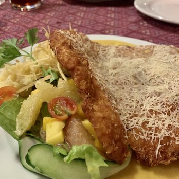 Gaia Bistrot - Panko Chicken with Citrus Salad and Garlic Mashed Potatoes - Latin American Near Me - Mazatlán, SIN