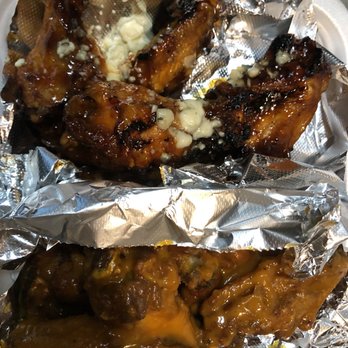 Macy's Place - Single order wings- half drunken monkey, half honey mustard - Pizza Near Me - Buffalo, New York Macy's Place - Single order wings- half drunken monkey, half honey mustard - Pizza Near Me - Buffalo, New York