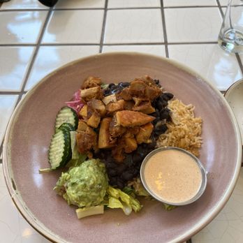 XICA - Mexi-bowl with grilled chicken - Mexican Near Me - San Francisco, California XICA - Mexi-bowl with grilled chicken - Mexican Near Me - San Francisco, California