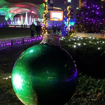 Columbus Commons - Parks Near Me - Columbus, Ohio