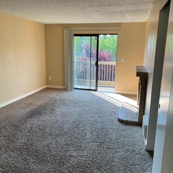 Nava’s Top Tier Cleaning Services - Living room - Office Cleaning Near Me Nava’s Top Tier Cleaning Services - Living room - Office Cleaning Near Me