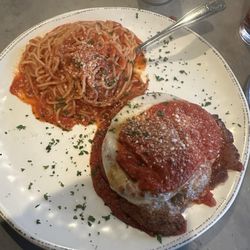 Pepperoncini Italian Restaurant - Chicken parm