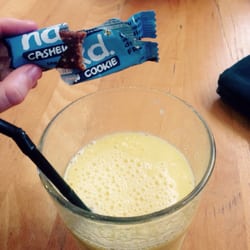 Bannatyne's Health Club - Post swim banana, mango and pineapple smoothie and strange cashew nut energy bar!