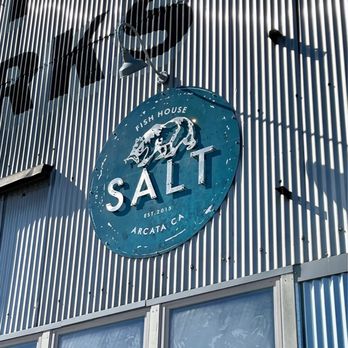 Salt  - Great atmosphere. - Seafood Near Me - Arcata, California