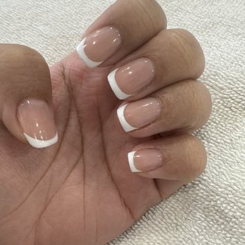 Chic Nails Bar - French tip gel manicure - Nail Salons Near Me - Bellflower, California