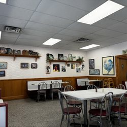 Chicken Kitchen - Dining area