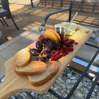 Eight 11 - Happy hour cheese board - Wine Bars Near Me - Frisco, Texas