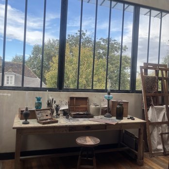 Le Musée de Montmartre - Artist loft - Museums Near Me - Paris, 75 Le Musée de Montmartre - Artist loft - Museums Near Me - Paris, 75