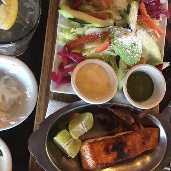 El Gallo Grill - House salad w salmon - Mexican Near Me - Los Angeles, California