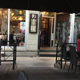 Entrance, also has a nice terrasse Entrance, also has a nice terrasse