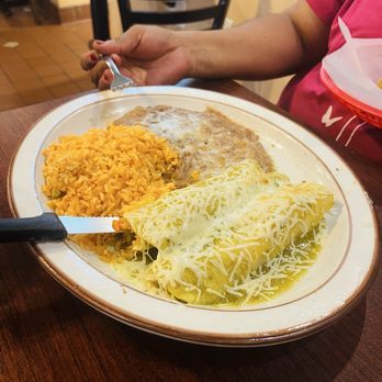 Mi Casita Restaurante - Enchiladas Verdes - Seafood Near Me - Placentia, California