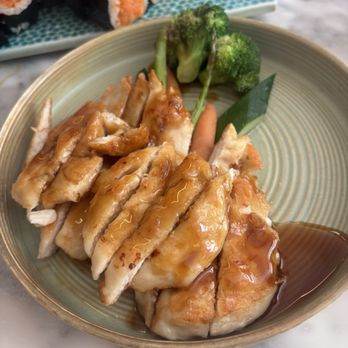 Mikado - Chicken teriyaki - Sushi Bars Near Me - New York, New York