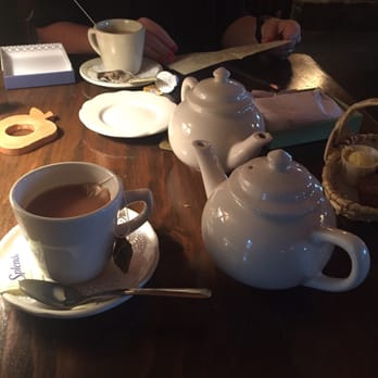 Apple Cake Tea Room - Cute little teapot! - American Near Me - Knoxville, Tennessee