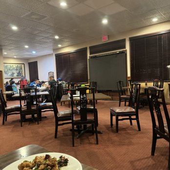 Peking Restaurant - Interior - Chinese Near Me - Westminster, California