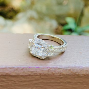 LA Designer Jewelry - You can see it's a heavy, quality piece. - Jewelry Near Me - Los Angeles, California LA Designer Jewelry - You can see it's a heavy, quality piece. - Jewelry Near Me - Los Angeles, California