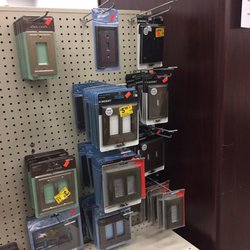 ReStore - ReStore of Attleborough -- 9 Washington Street / Route 1, Attleborough Interior