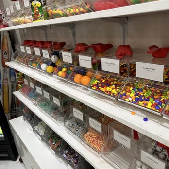 Cannon Bakery - a variety of sweets - Ice Cream & Frozen Yogurt Near Me - Dallas, Texas