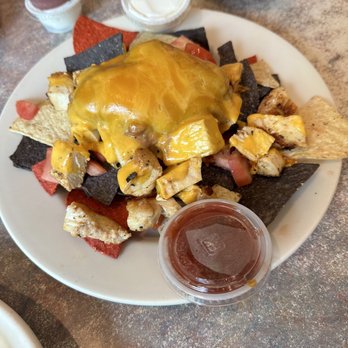 Minella's Diner - Blacken chicken Nachos - Diners Near Me - Wayne, Pennsylvania