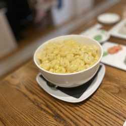 Cerulean Restaurant - Macaroni and cheese side