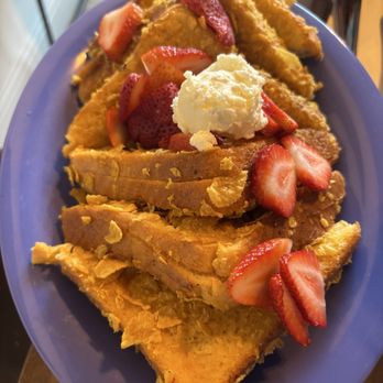 The Potholder Cafe Eagle - Flakey French Toast (with strawberries and filled with strawberry cream cheese) - Breakfast & Brunch Near Me - Eagle, Idaho The Potholder Cafe Eagle - Flakey French Toast (with strawberries and filled with strawberry cream cheese) - Breakfast & Brunch Near Me - Eagle, Idaho
