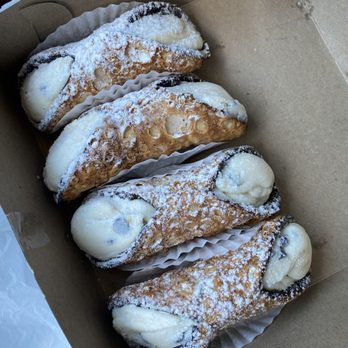 Maple Bakery - Bakeries Near Me - Vaughan, Ontario