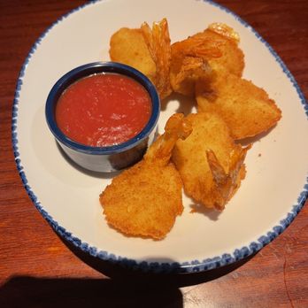 Red Lobster - Walt's favorite shrimp - Seafood Near Me - Niles, Ohio Red Lobster - Walt's favorite shrimp - Seafood Near Me - Niles, Ohio