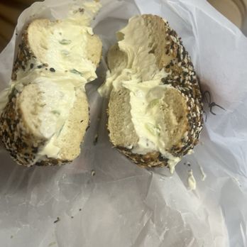 Bears Bagels - Everything bagel with garlic and chive cream cheese - Bagels Near Me - Hilliard, Ohio