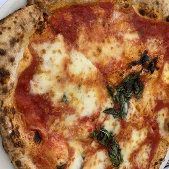 il Canale - My new favorite pizza! The Margherita. Just love the tangy tomatoes, slightly burned thin crust with the perfect amount of cheese. Delish! - Italian Near Me - Washington, DC, District of Columbia
