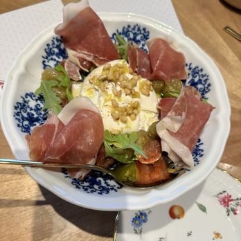 Be.Steak.A - Burrata with pine nuts, prosciutto, and grapes served with a pocket-like bread. - Bars Near Me - Campbell, California Be.Steak.A - Burrata with pine nuts, prosciutto, and grapes served with a pocket-like bread. - Bars Near Me - Campbell, California