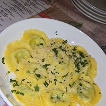 The Italian Joint - The Ravioli Francisca W/Regular House Salad - Italian Near Me - Kissimmee, Florida The Italian Joint - The Ravioli Francisca W/Regular House Salad - Italian Near Me - Kissimmee, Florida