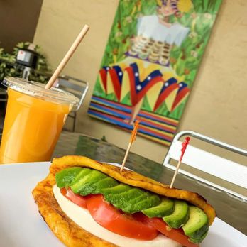Moises Bakery - Hallandale - Cachapa vegetariana - Bakeries Near Me - Hallandale Beach, Florida Moises Bakery - Hallandale - Cachapa vegetariana - Bakeries Near Me - Hallandale Beach, Florida