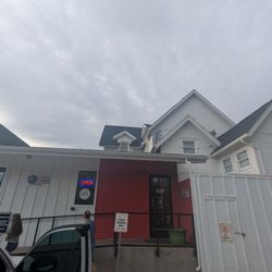 White House Pizza - Outside
