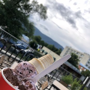 Crozet Creamery - a person holding a cup of ice cream - Ice Cream & Frozen Yogurt Near Me - Crozet, Virginia Crozet Creamery - a person holding a cup of ice cream - Ice Cream & Frozen Yogurt Near Me - Crozet, Virginia